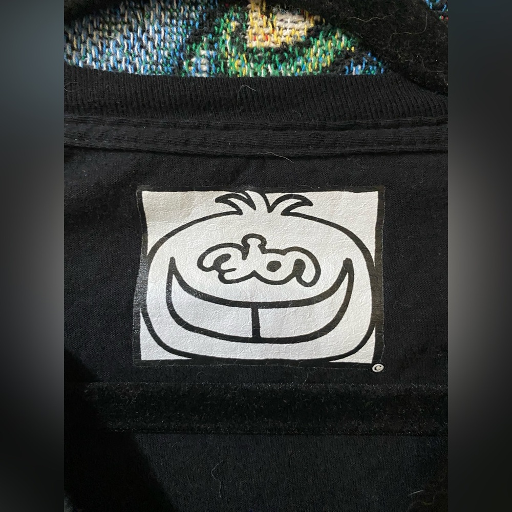 SPITTING FACE TEE - Picture 3 of 4